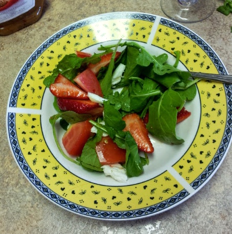 Strawberry Arugla Salad