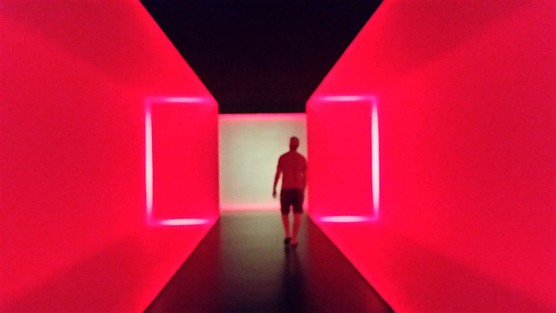 turrell-light-tunnel-museum-of-fine-arts-houston